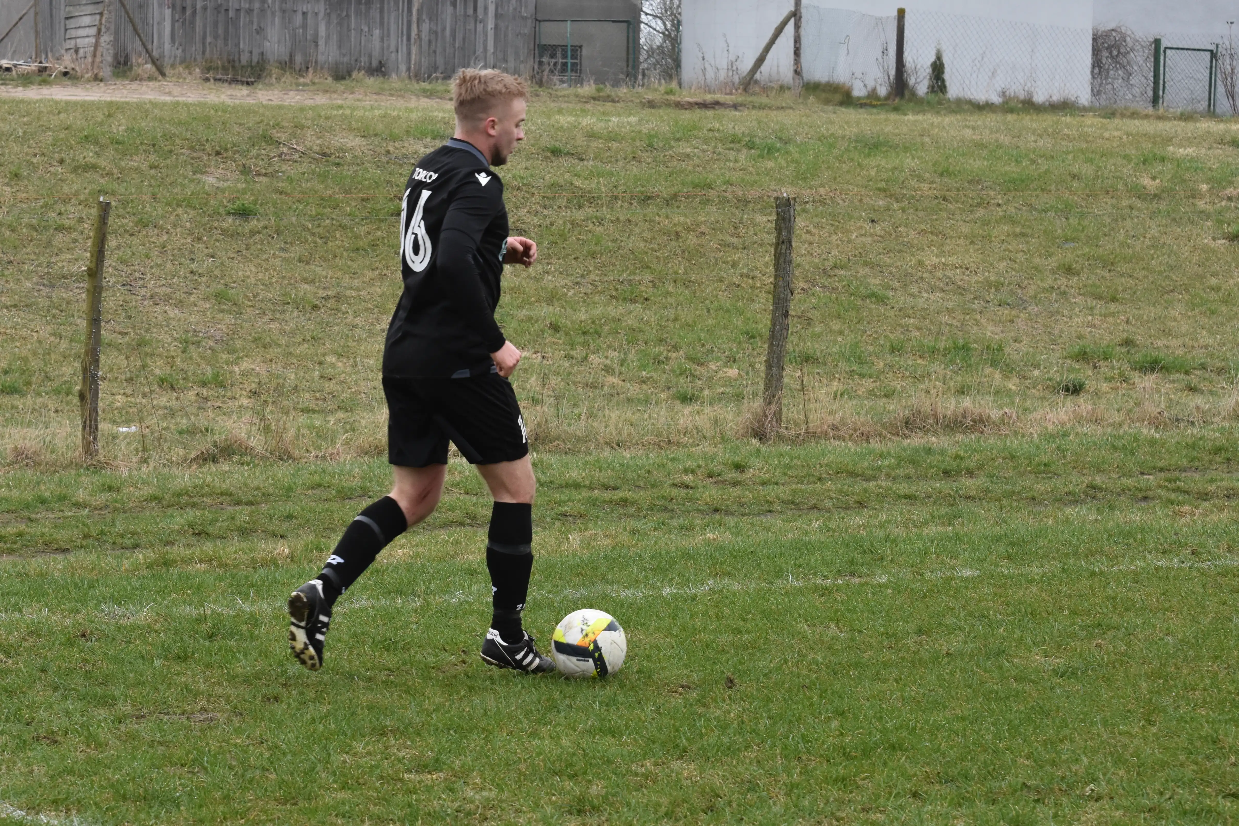 DSC_2403_q4vtby.webp