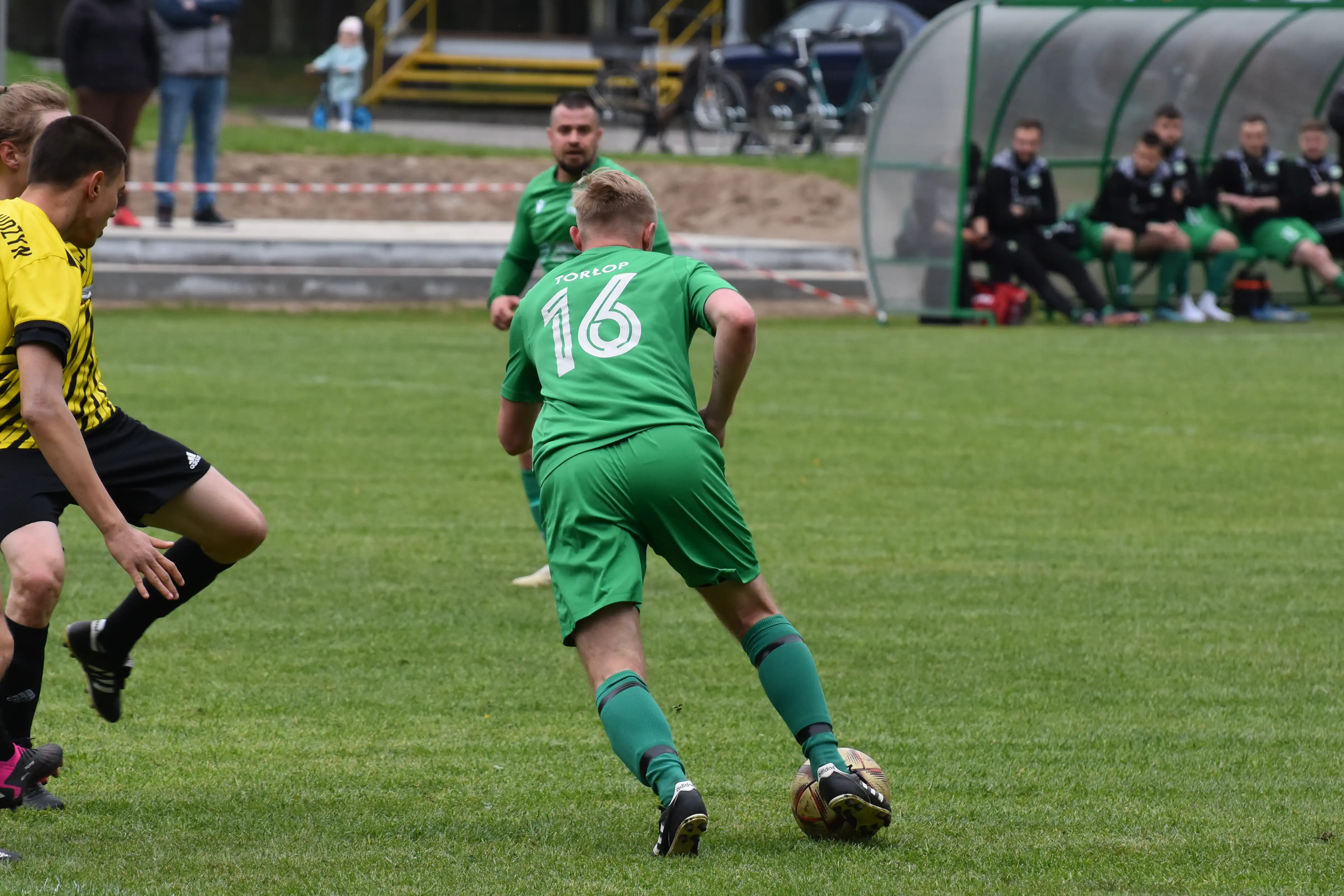 DSC_2730_zmh8dp.webp