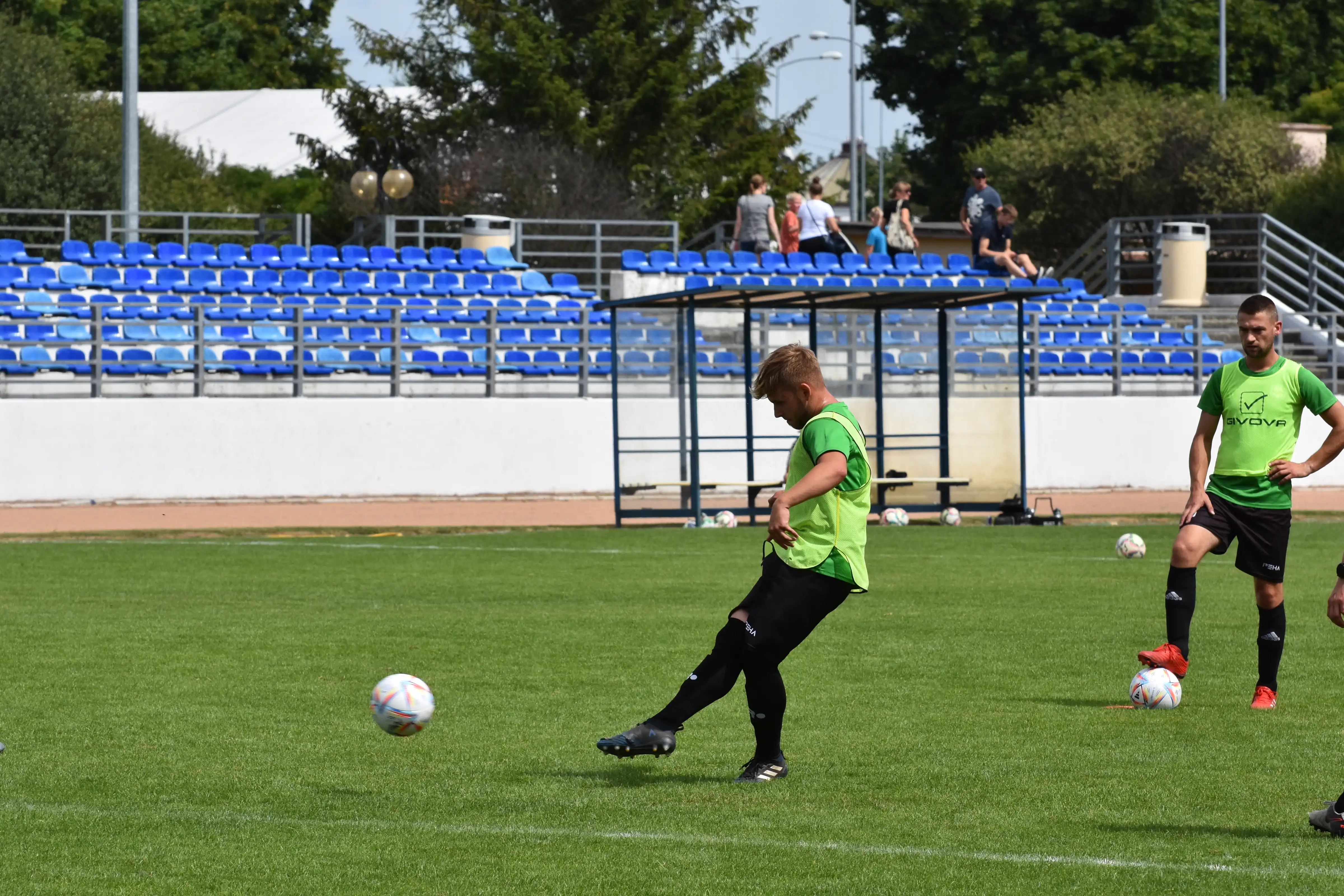 DSC_8777_j7cjdz.webp